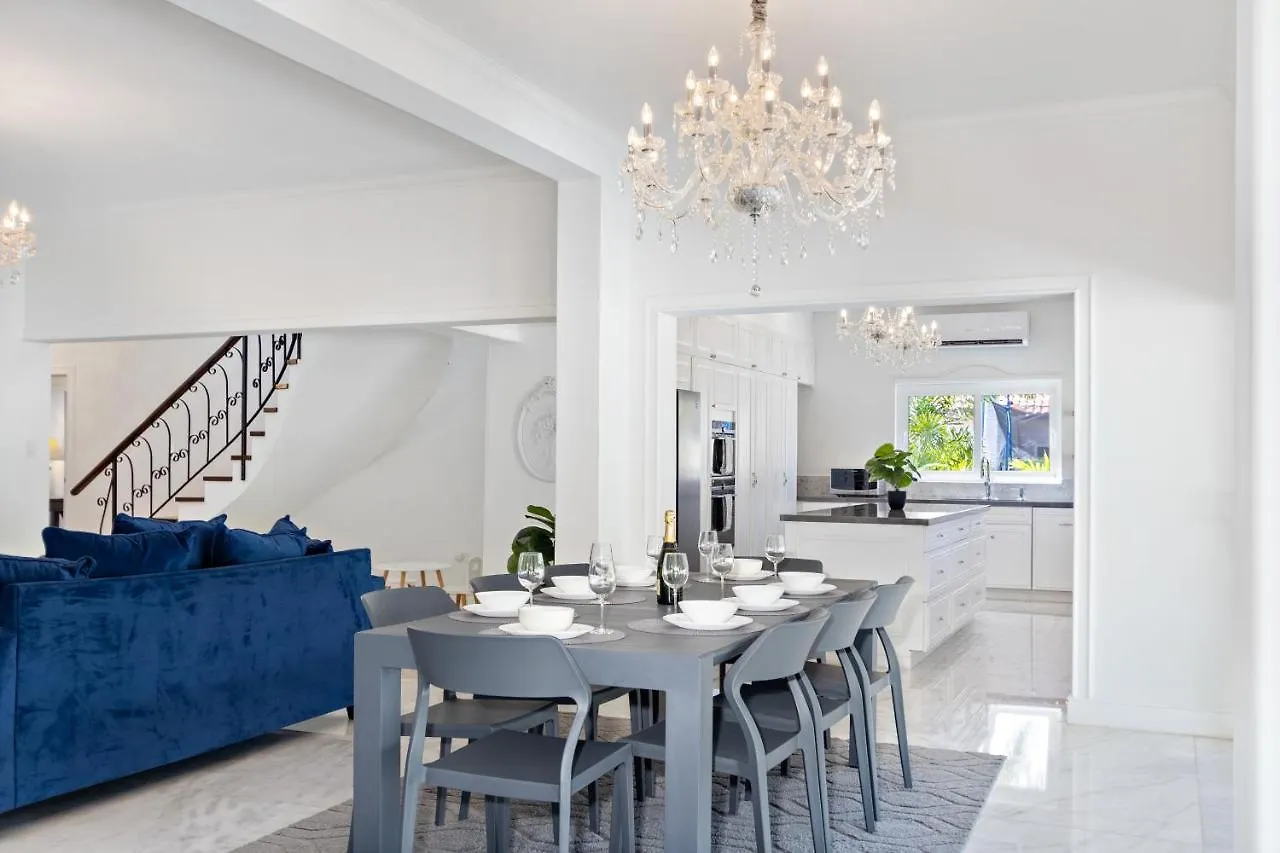 Opal 118 Villa Palm Beach