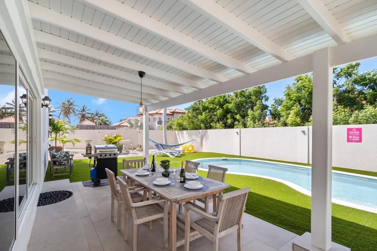 Opal 118 Villa Palm Beach Holiday home