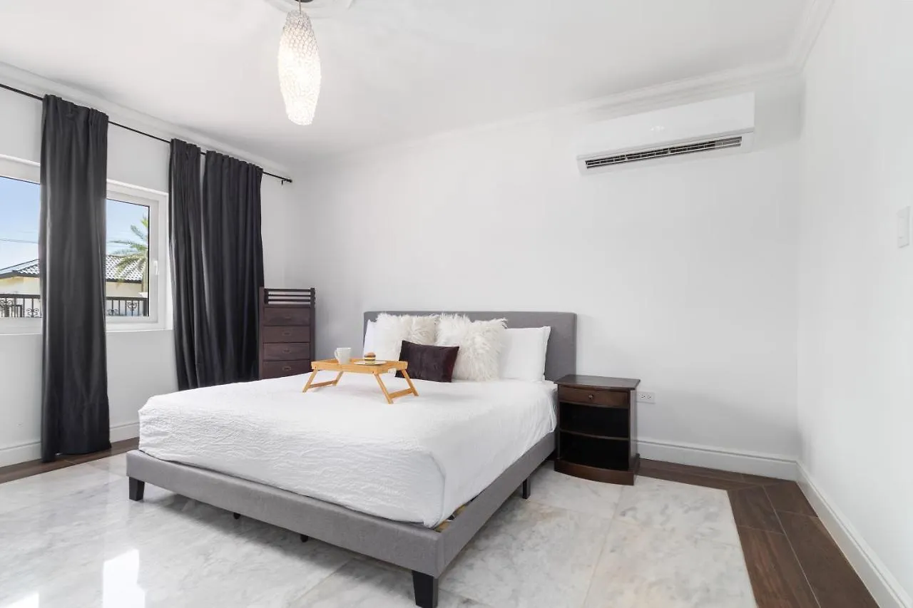 Opal 118 Villa Palm Beach